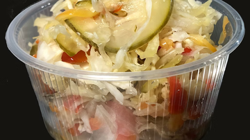 34. Vegyes vágott savanyúság