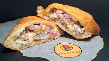 27. Panírozott töltött lángos